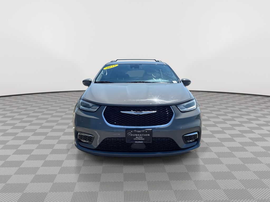 Used 2022 Chrysler Pacifica Van