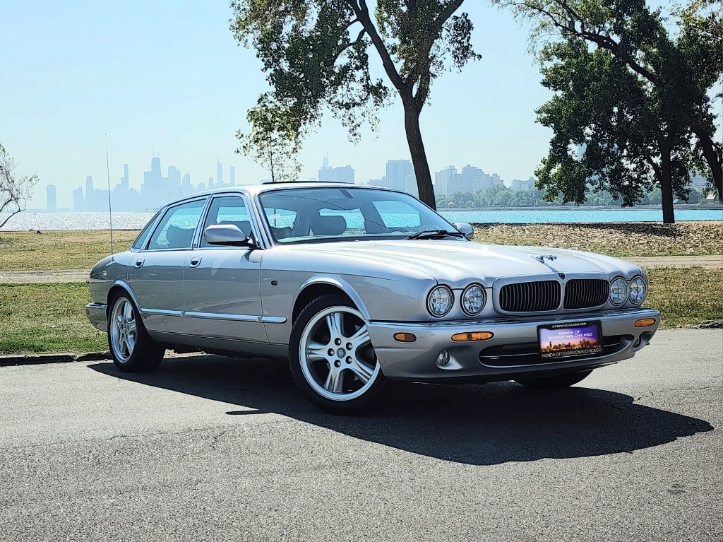 2002 Jaguar XJ8 Sport 5