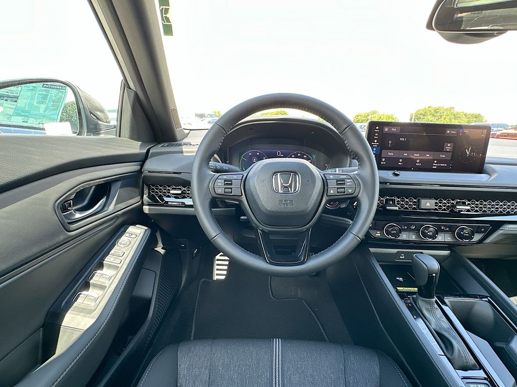 Thumbnail: 2025 Honda Accord - 17