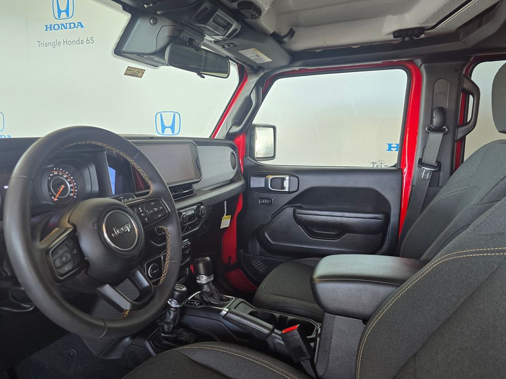 Thumbnail: 2024 Jeep Gladiator - 11