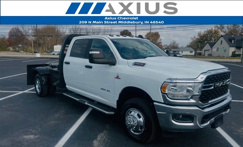Bright White Clearcoat 2024 RAM 3500 Pickup Truck Four-Wheel Drive 6-Speed Automatic