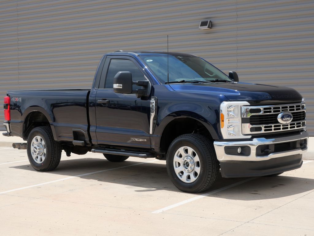 2023 Ford F-350SD XLT 