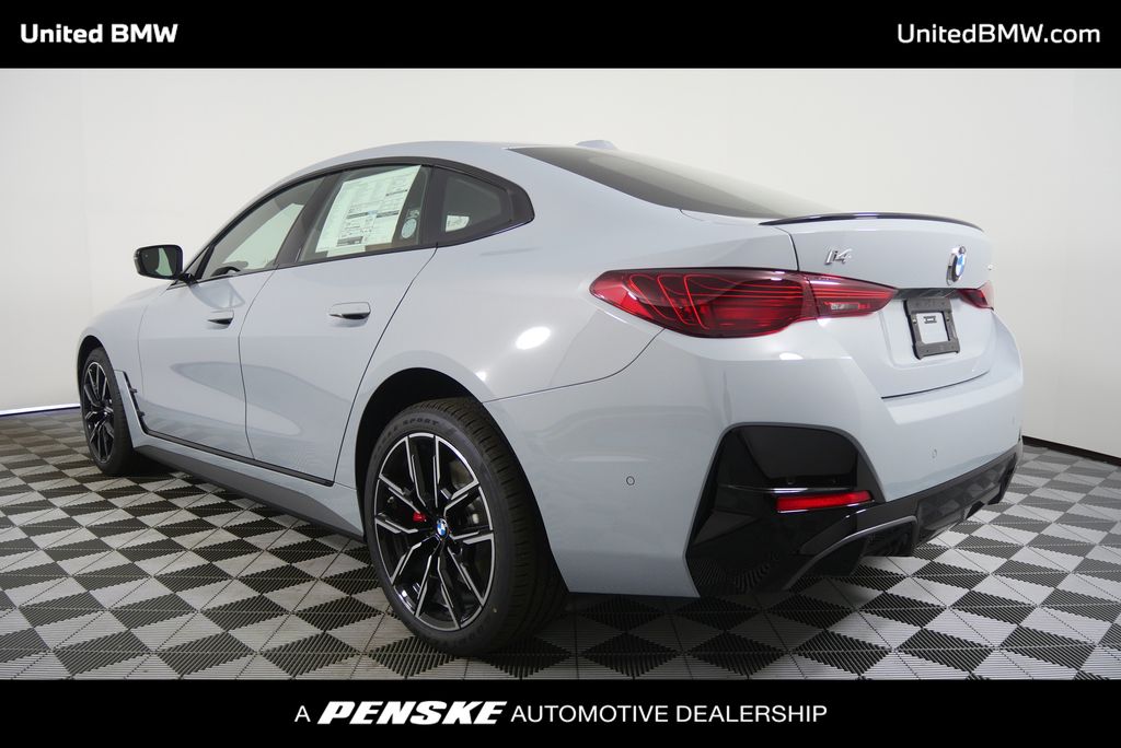 Thumbnail: 2026 BMW i4 - 5