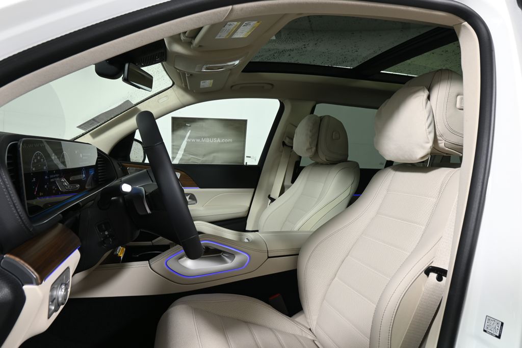 Thumbnail: 2026 Mercedes-Benz GLS - 13