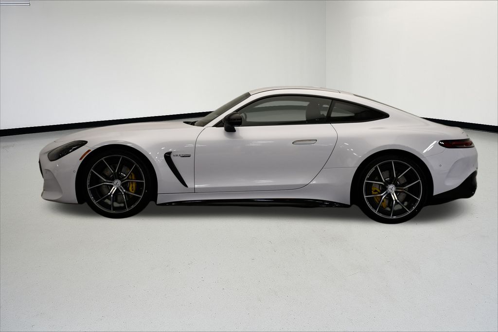 Thumbnail: 2026 Mercedes-Benz AMG GT - 2