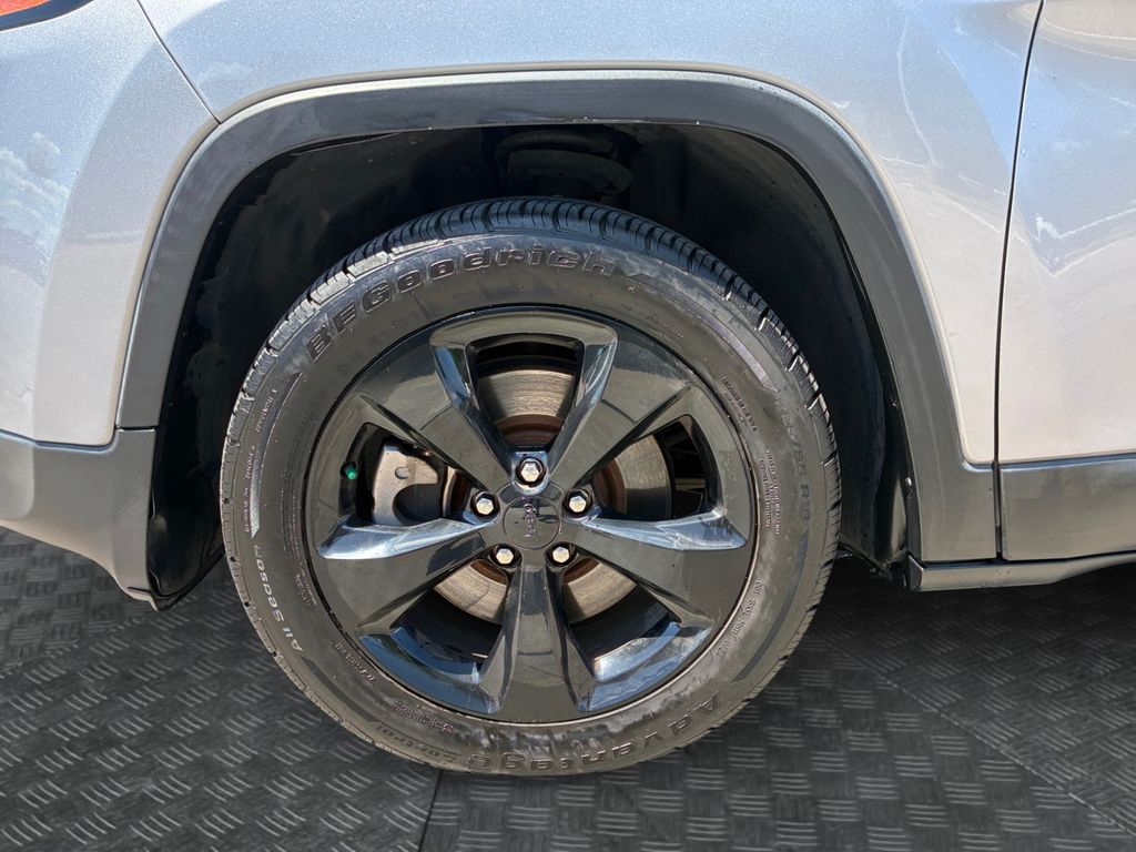 Used Car 2018 Jeep Cherokee  Latitude For Sale Under $15,000 In Austin, Texas