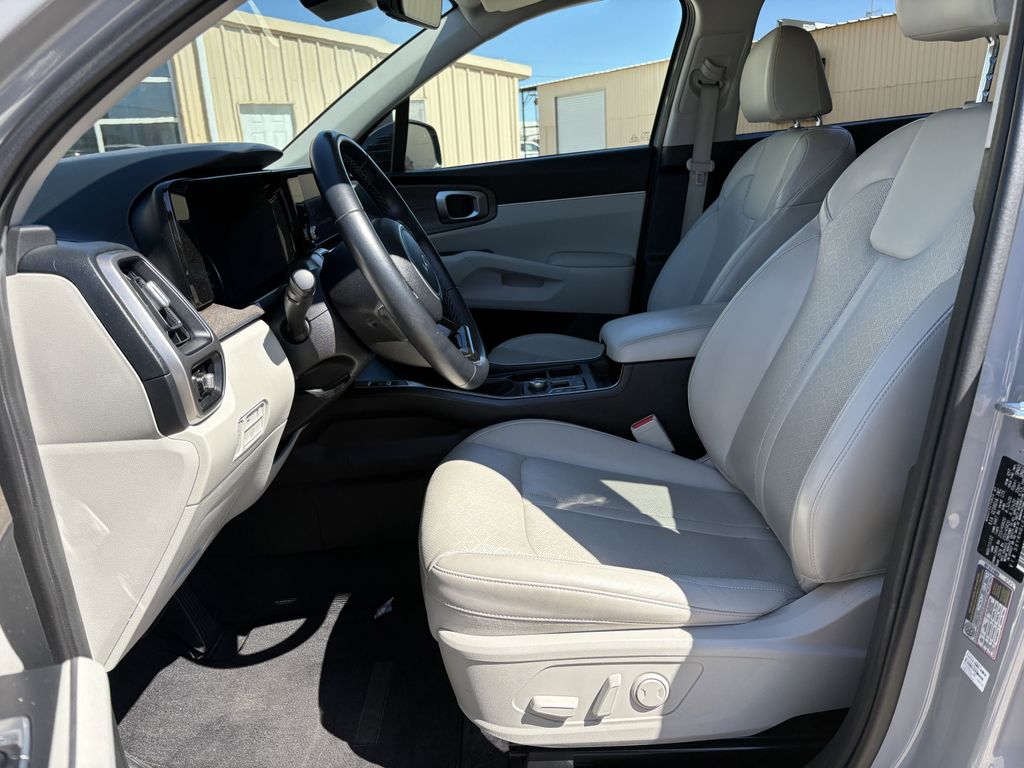Used 2022 Wolf Gray Kia X-Line EX image 12
