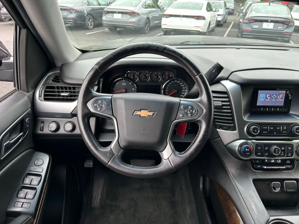 2015 Chevrolet Suburban LS 11