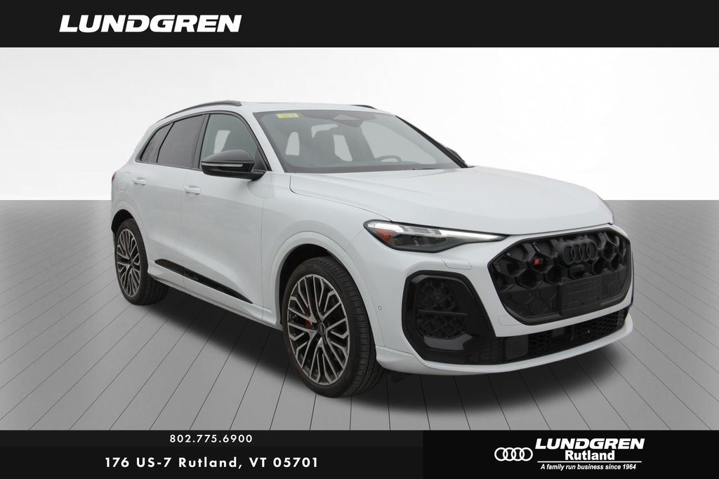 2025 Audi New SQ5 Premium Plus's photo
