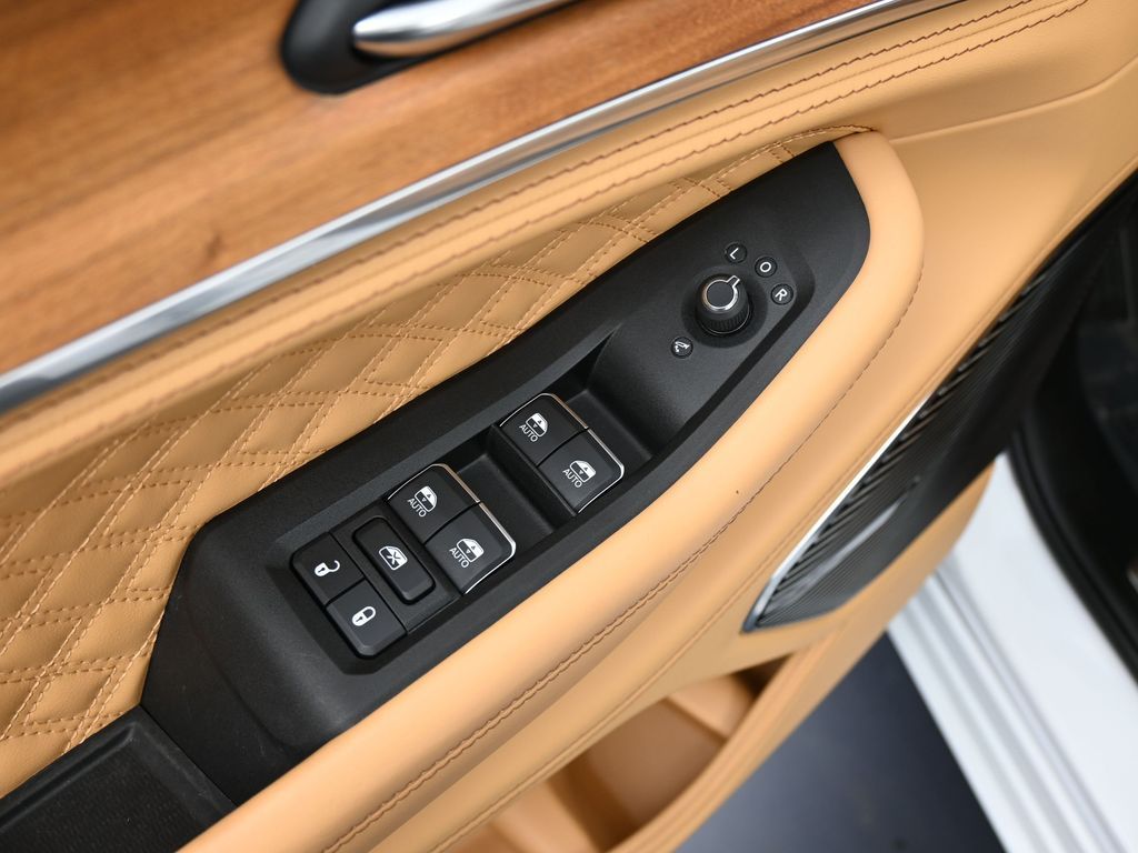 New 2025 Bright White Clearcoat Jeep Summit image 21