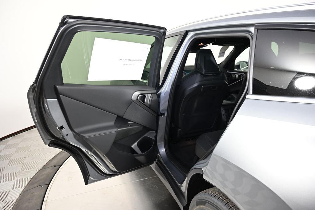 Thumbnail: 2026 BMW X3 - 23