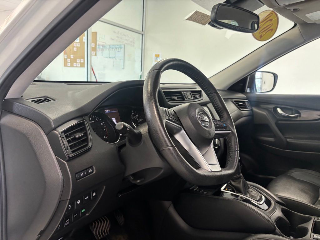 Used 2020 Nissan Rogue SUV