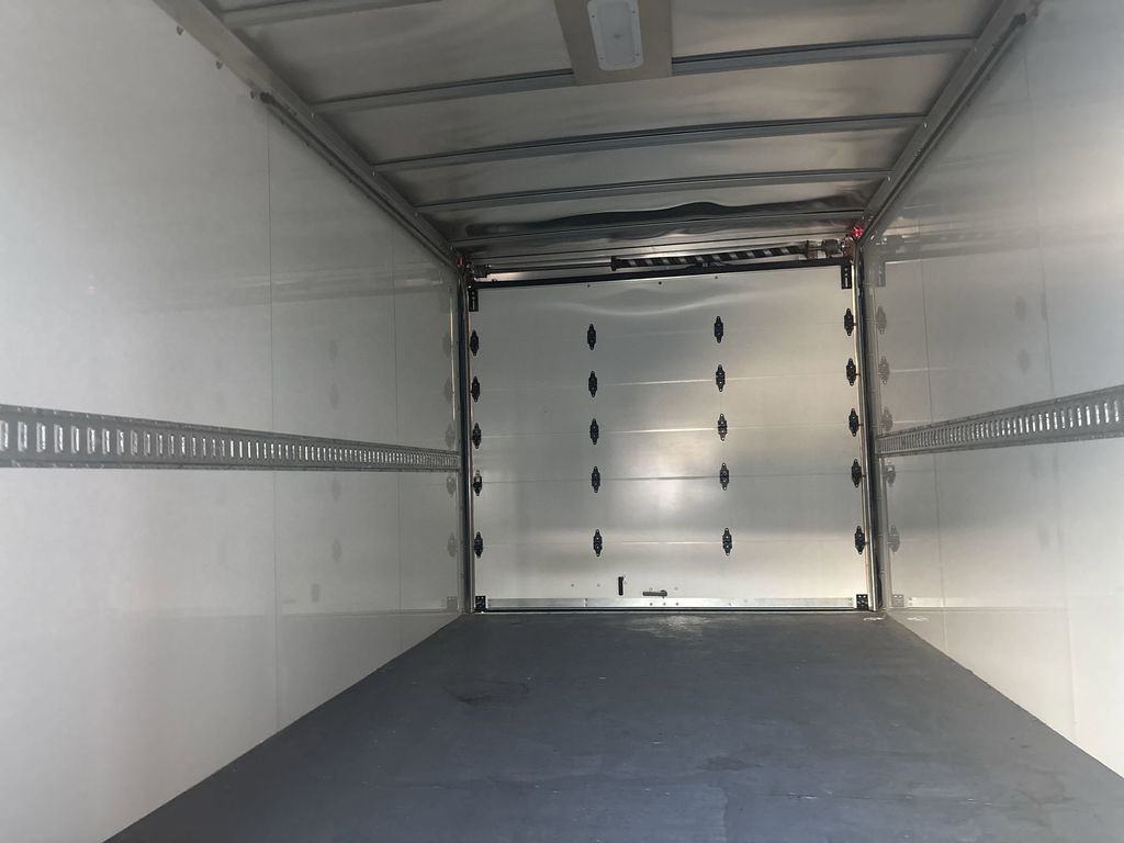 New 2024 Oxford White Ford E-350 SRW image 23