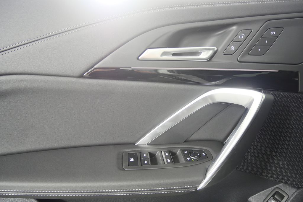 Thumbnail: 2026 BMW X1 - 8