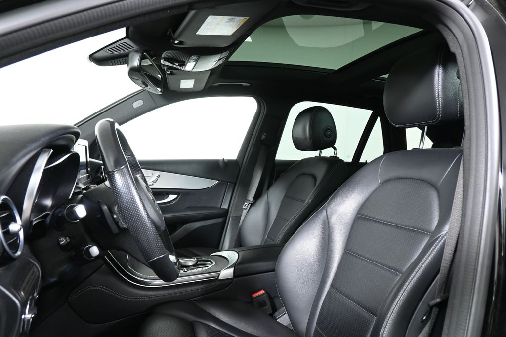 Thumbnail: 2019 Mercedes-Benz GLC - 5