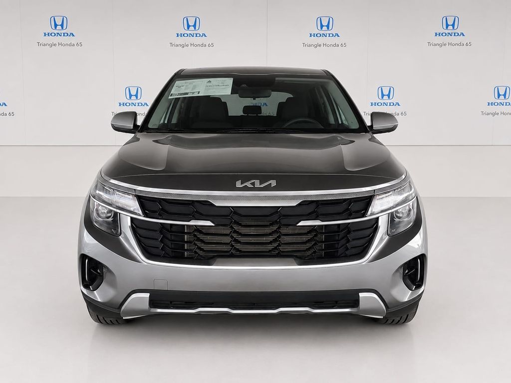 Thumbnail: 2025 Kia Seltos - 28