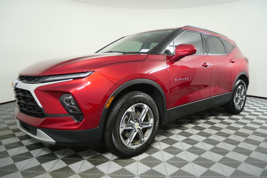 Thumbnail: 2023 Chevrolet Blazer - 8