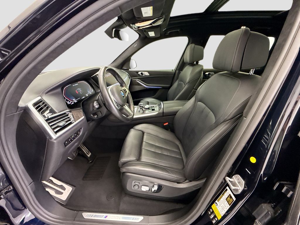 Thumbnail: 2021 BMW X7 - 18