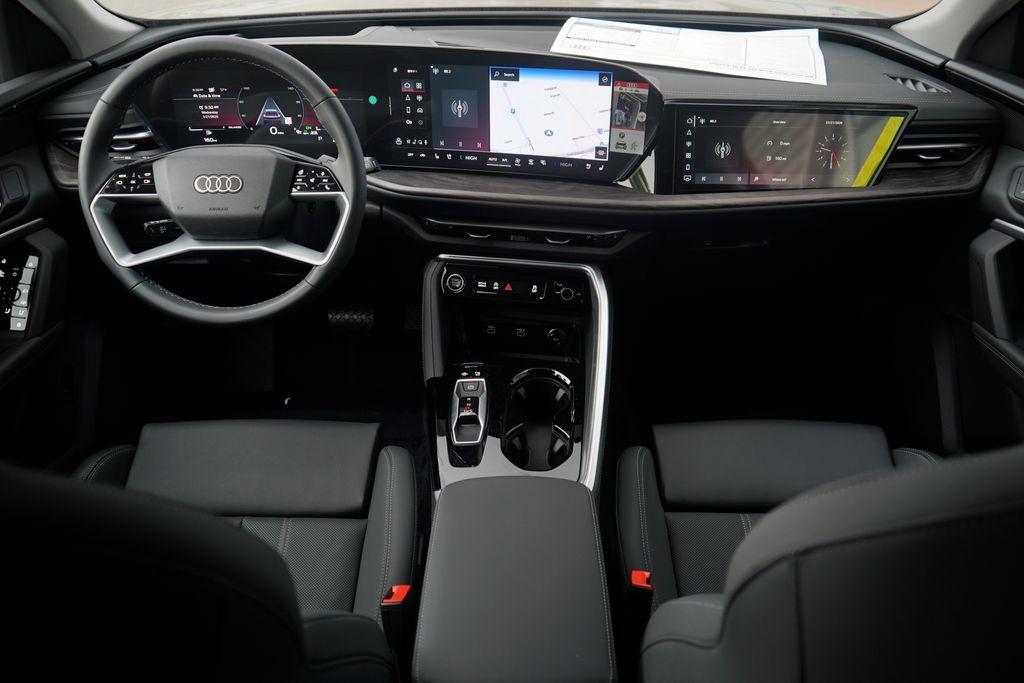 Thumbnail: 2025 Audi Q5 - 8