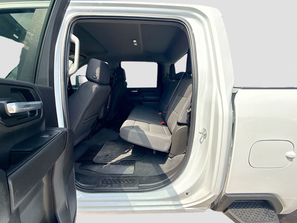 Used 2025 White Chevrolet Custom image 22