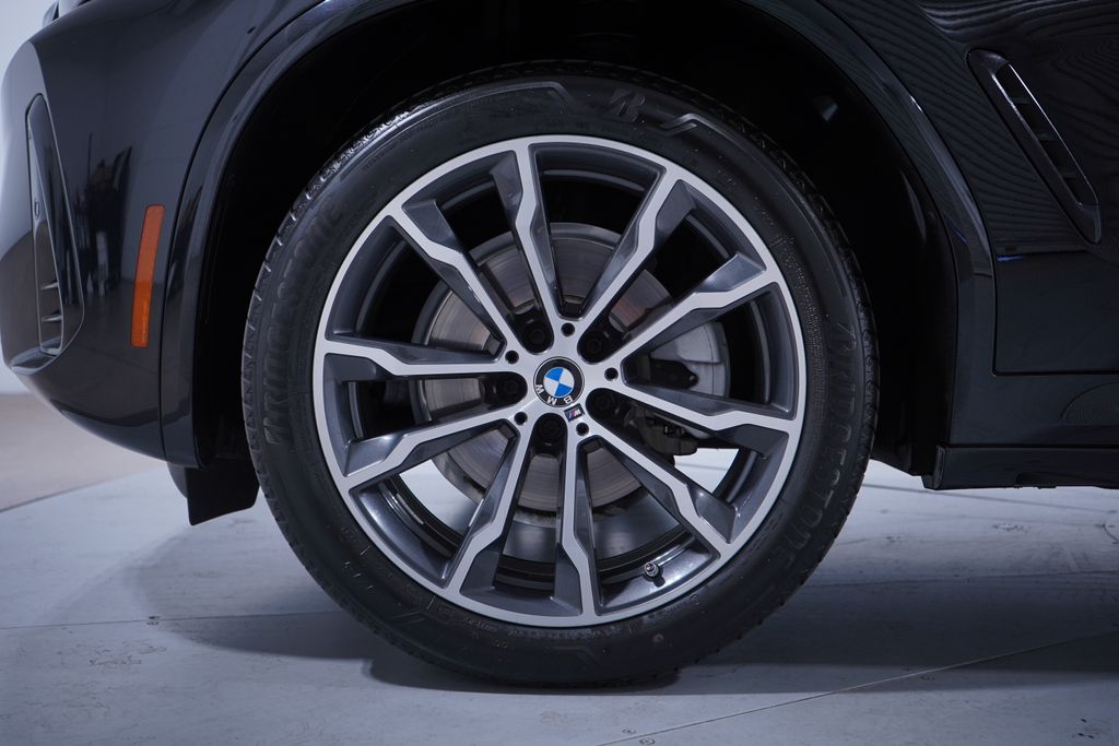 Thumbnail: 2022 BMW X3 - 2