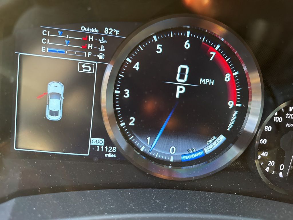 2022 Lexus RC F 8