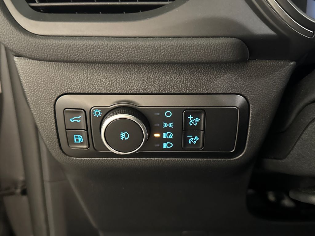 Certified Used 2025 Gray Ford Base image 18