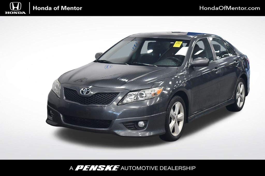 2011 Toyota Camry SE -
                  Mentor, OH