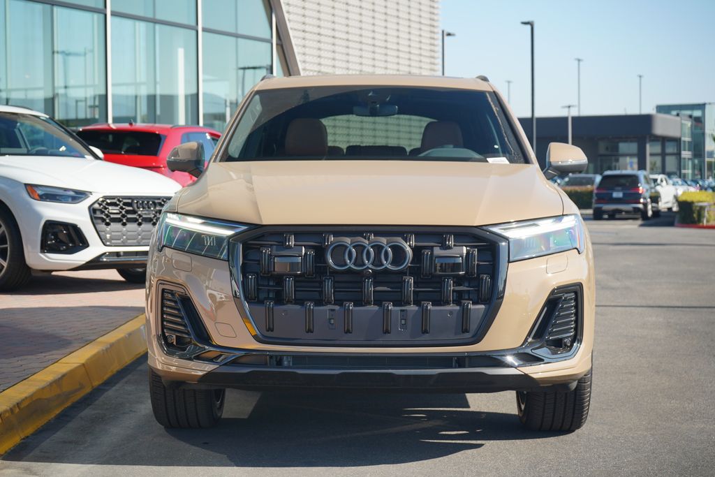 2025 Audi Q7  5