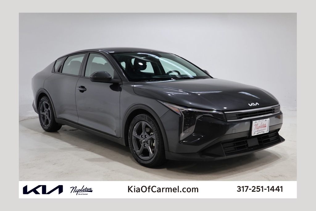 Interstellar Gray 2025 Kia K4 Sedan Front-Wheel Drive Continuously Variable Transmission