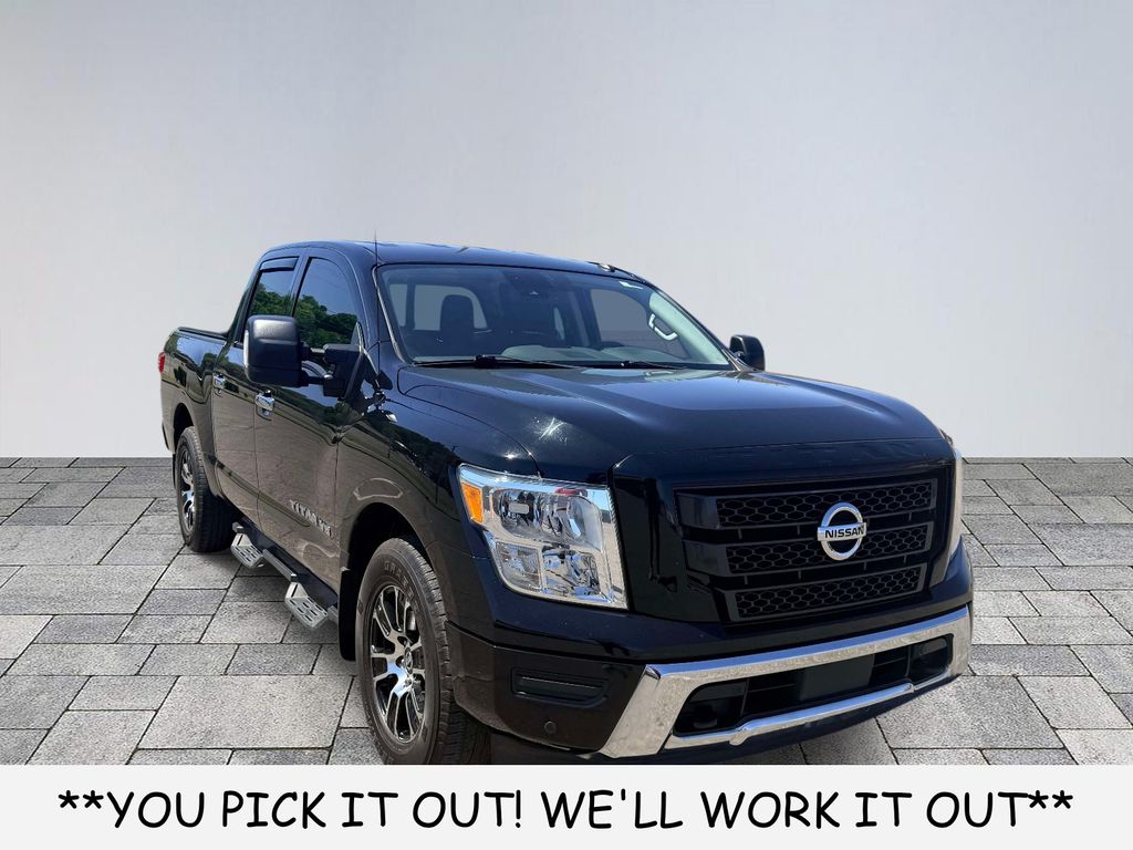 Super Black 2020 Nissan Titan SV Crew Cab RWD Pickup Truck 4X2 9-Speed Automatic