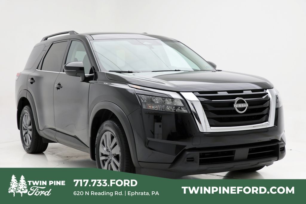 2025 Nissan Pathfinder SV 4WD