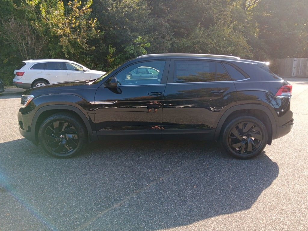 2025 Volkswagen Atlas Cross Sport 2.0T SE w/Technology 2