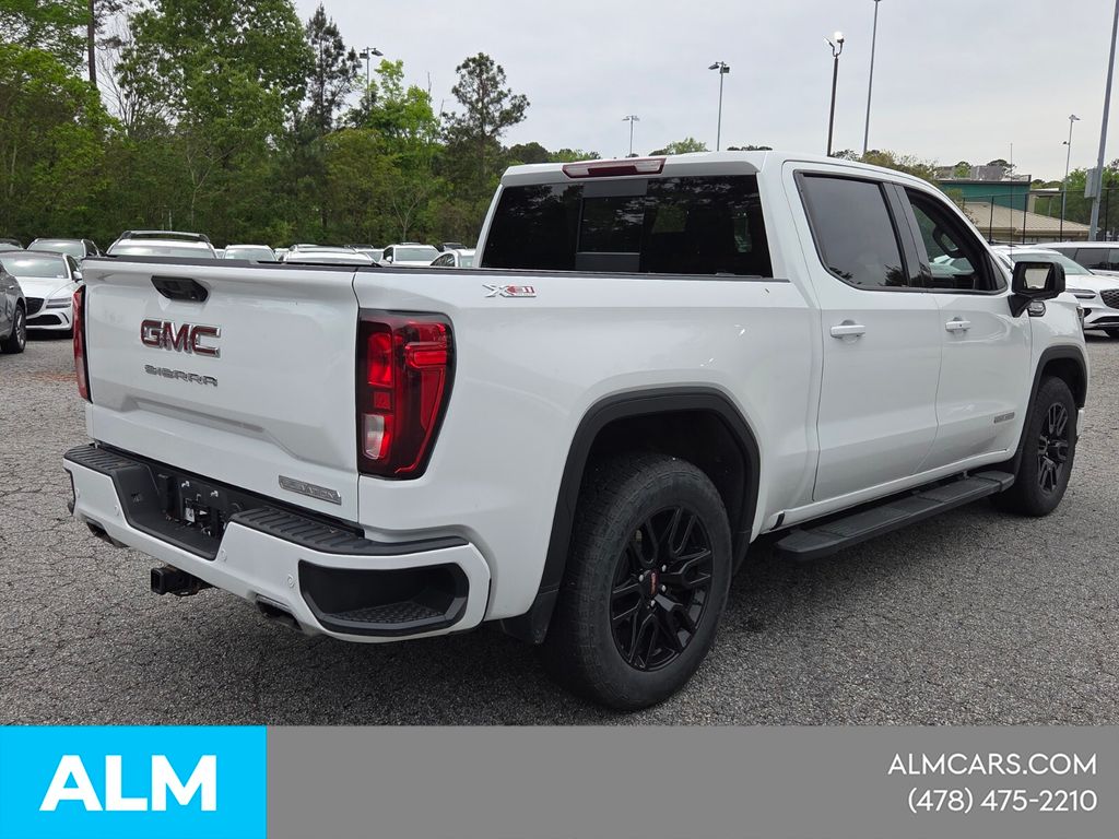 Used 2024 White GMC Elevation image 16