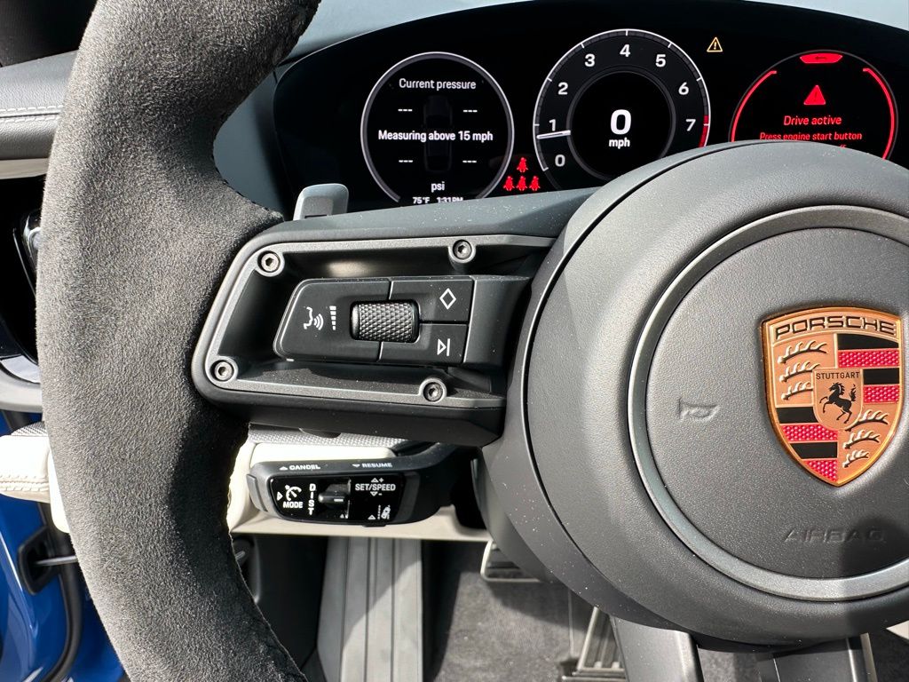 Thumbnail: 2026 Porsche Panamera - 23