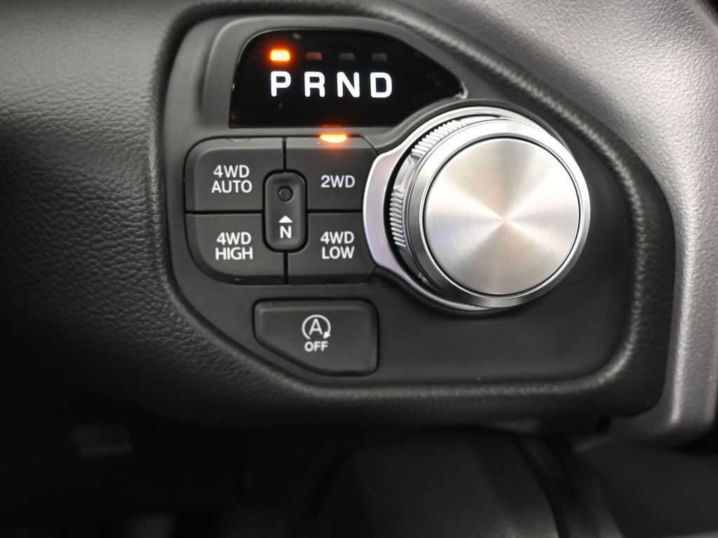 New 2026 Molten Red Pearlcoat Ram Laramie image 22