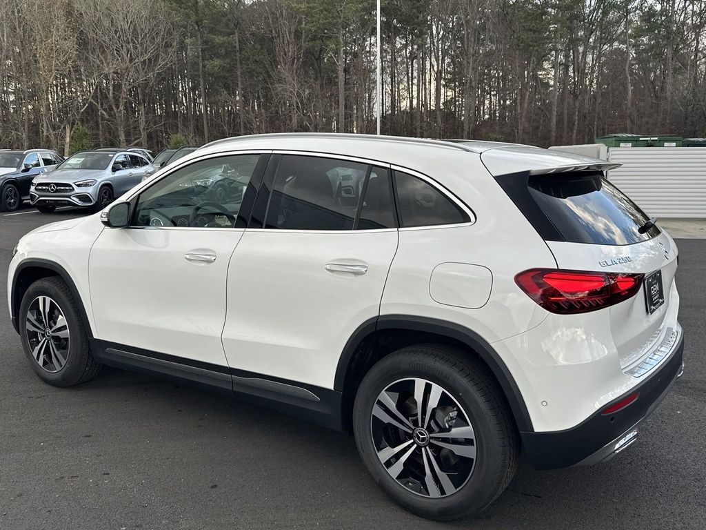 2025 Mercedes-Benz GLA GLA 250 5