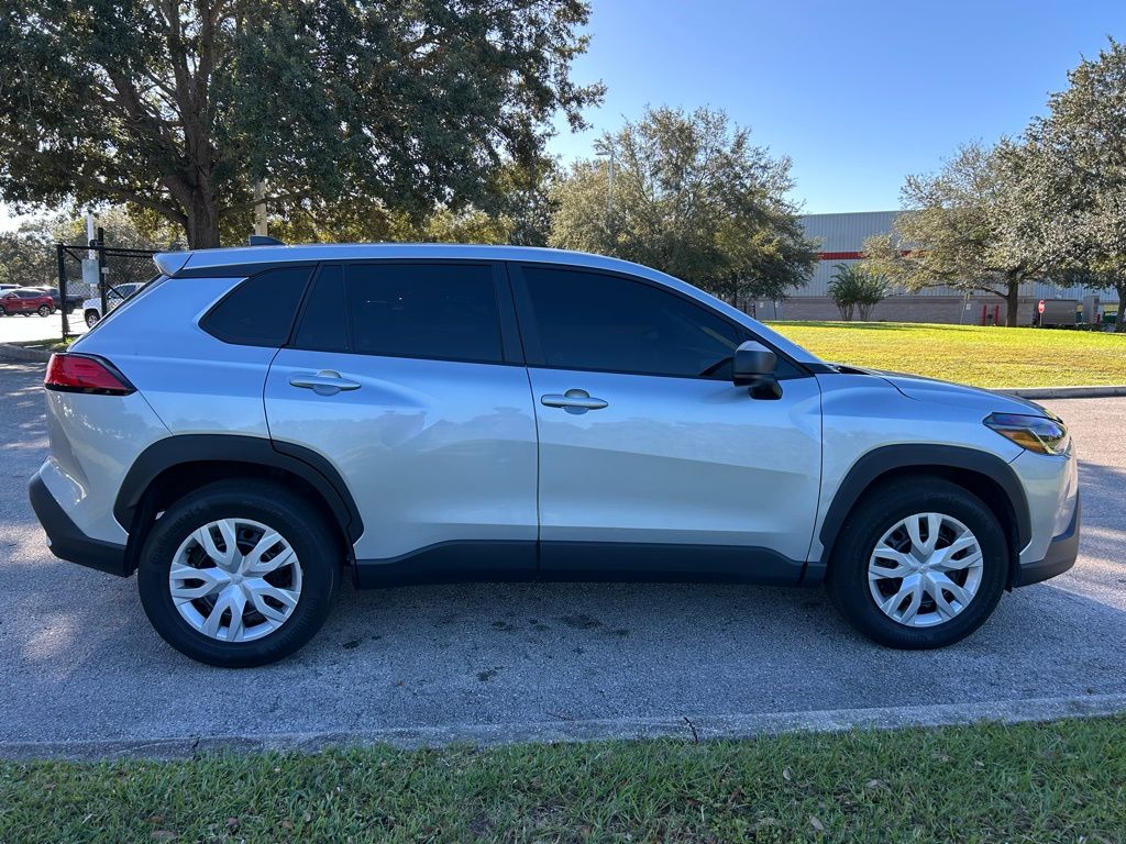 Thumbnail: 2025 Toyota Corolla Cross - 6