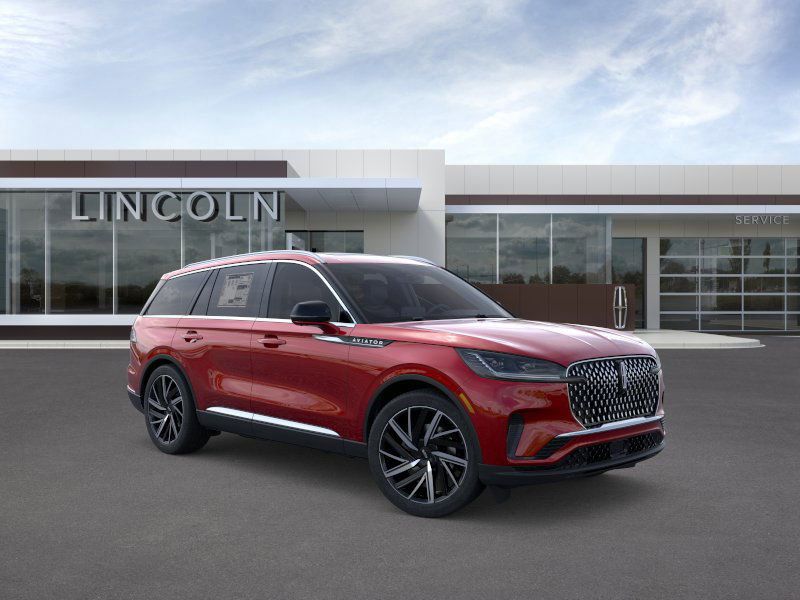 New 2026 Red Carpet Tinted Clearcoat Lincoln Reserve image 7