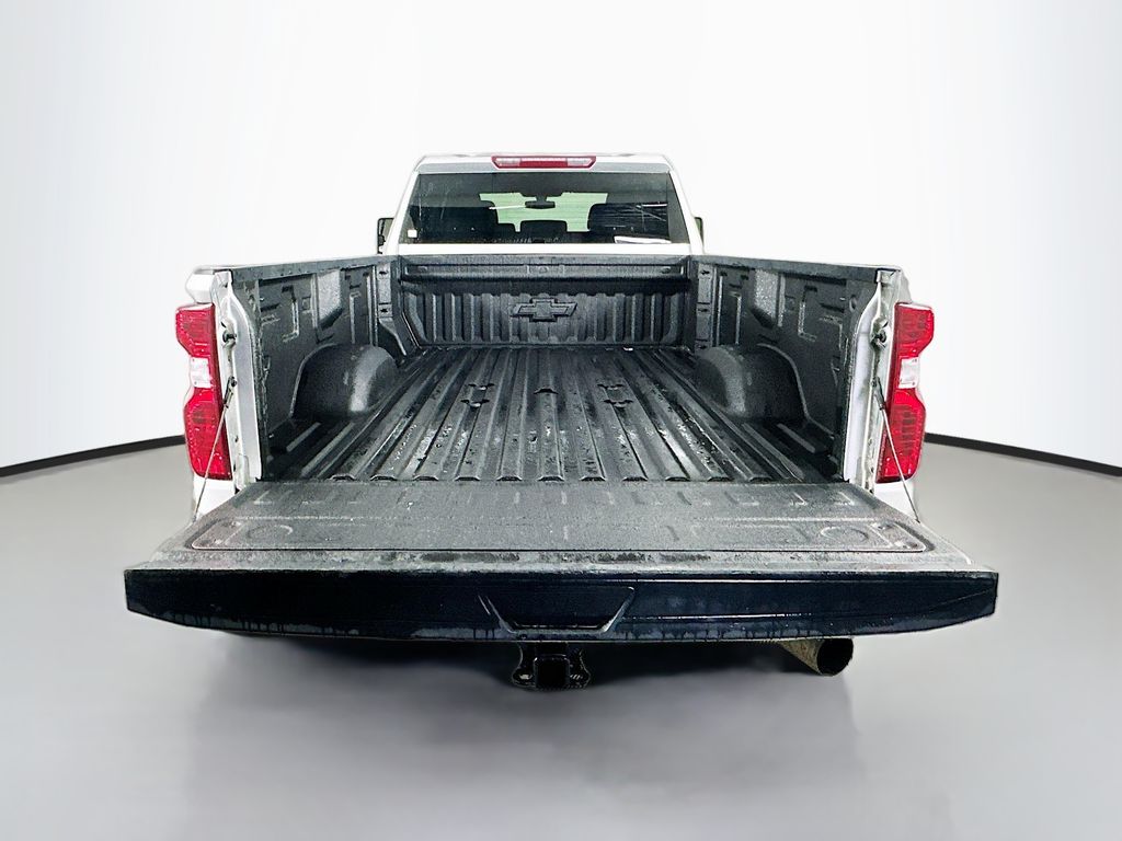 Used 2022 Silver Chevrolet LT image 29