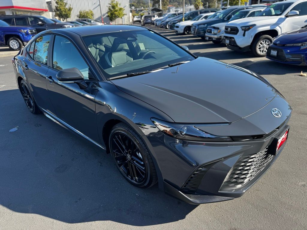 2025 Toyota Camry SE photo 2