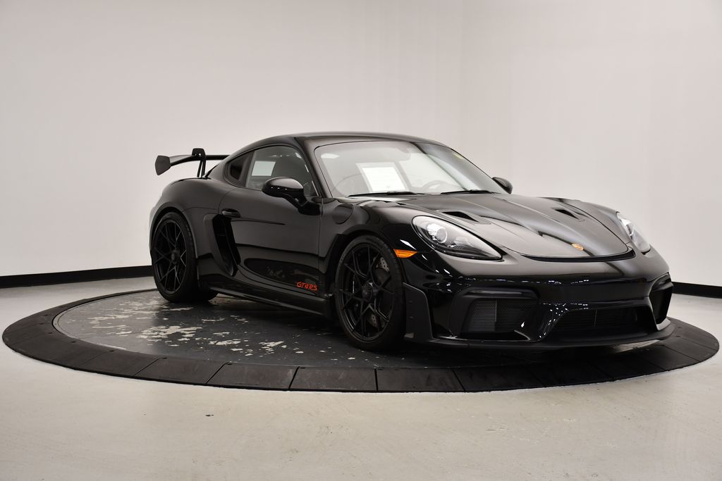 2023 Porsche 718 Cayman GT4 RS 10