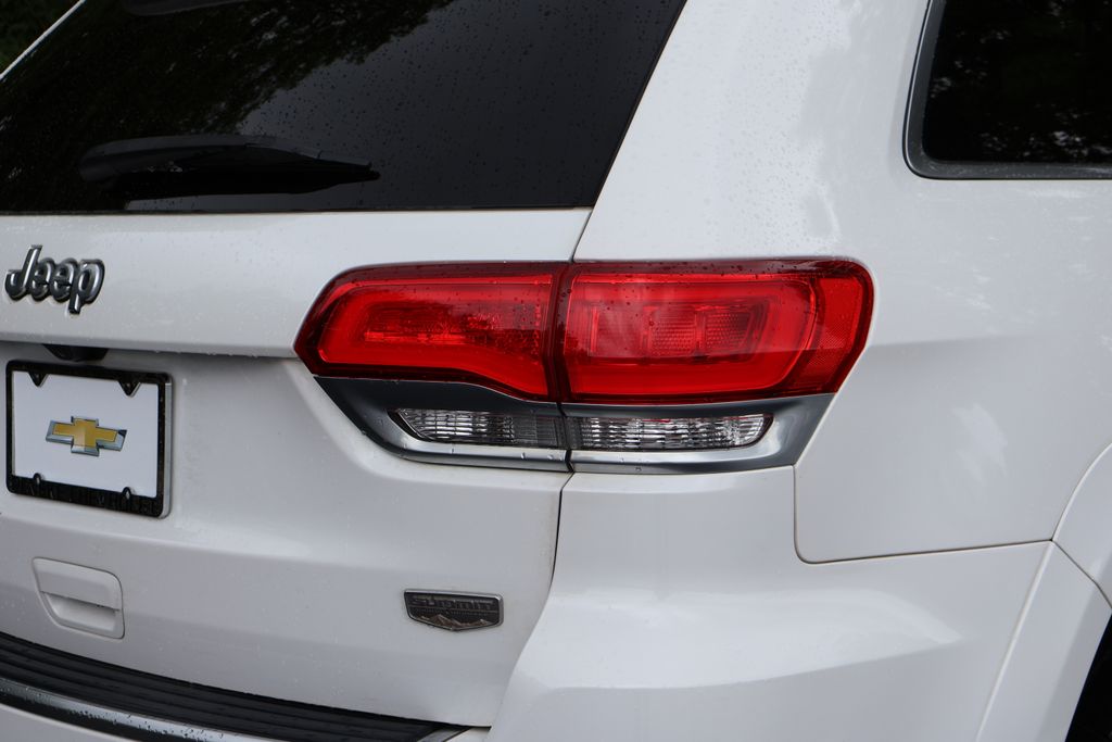 Thumbnail: 2018 Jeep Grand Cherokee - 9