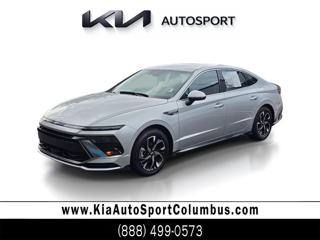 Aero Silver 2025 Hyundai Sonata Sedan Front-Wheel Drive 8-Speed Automatic