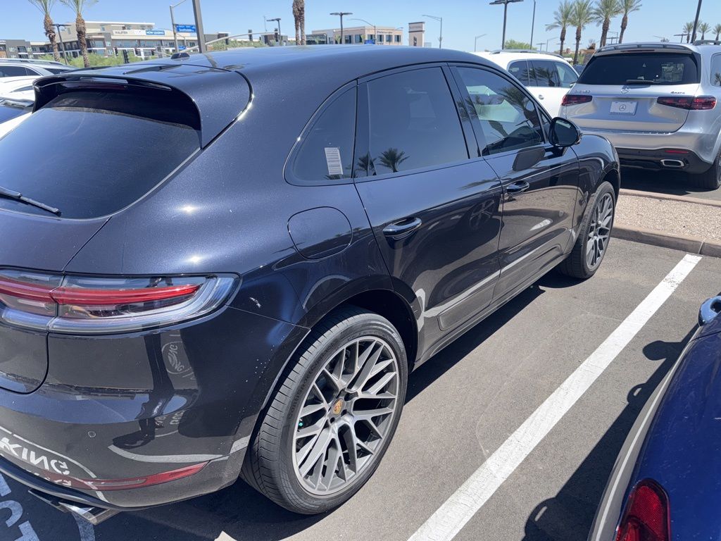 2021 Porsche Macan Turbo 4