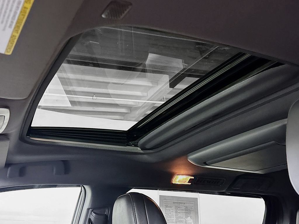 2023 Toyota Sienna Woodland Edition