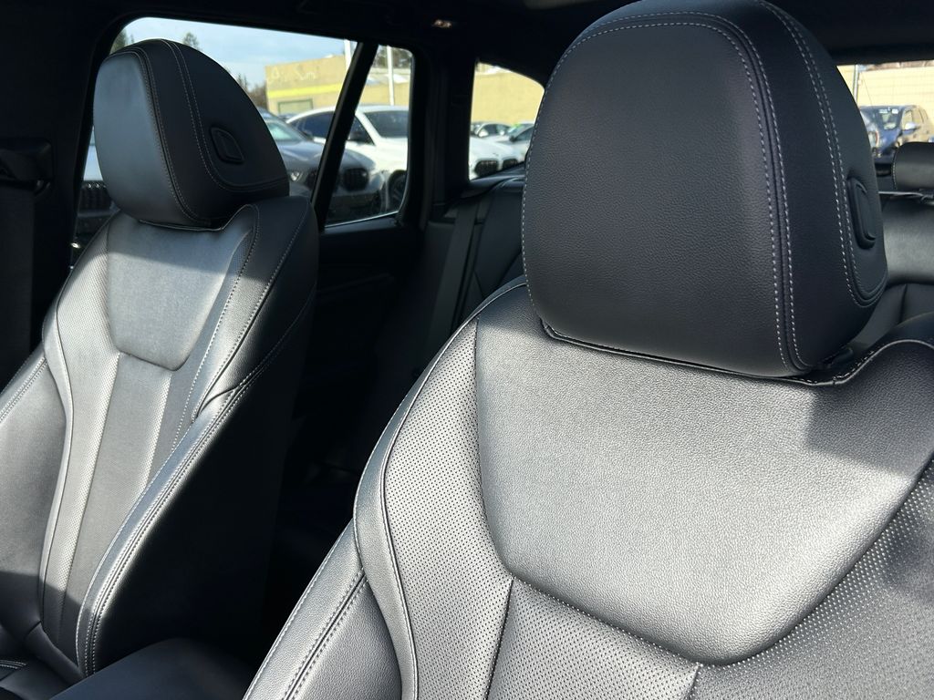 Thumbnail: 2023 BMW X3 - 14