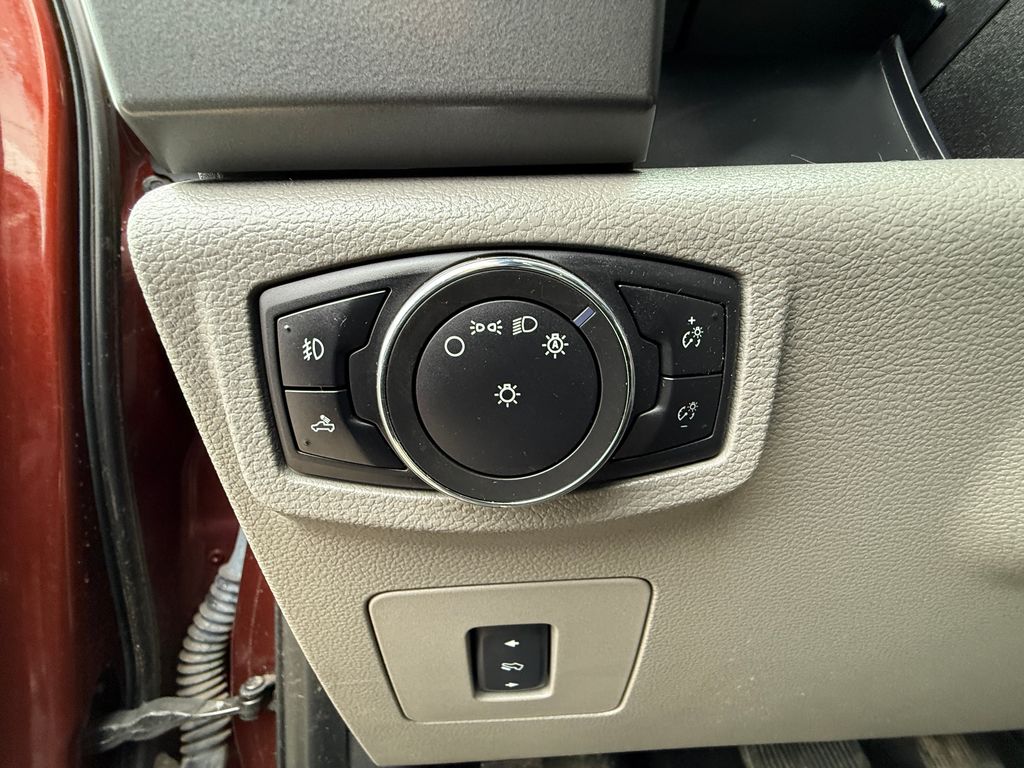 Used 2017 Brown Ford XLT image 49