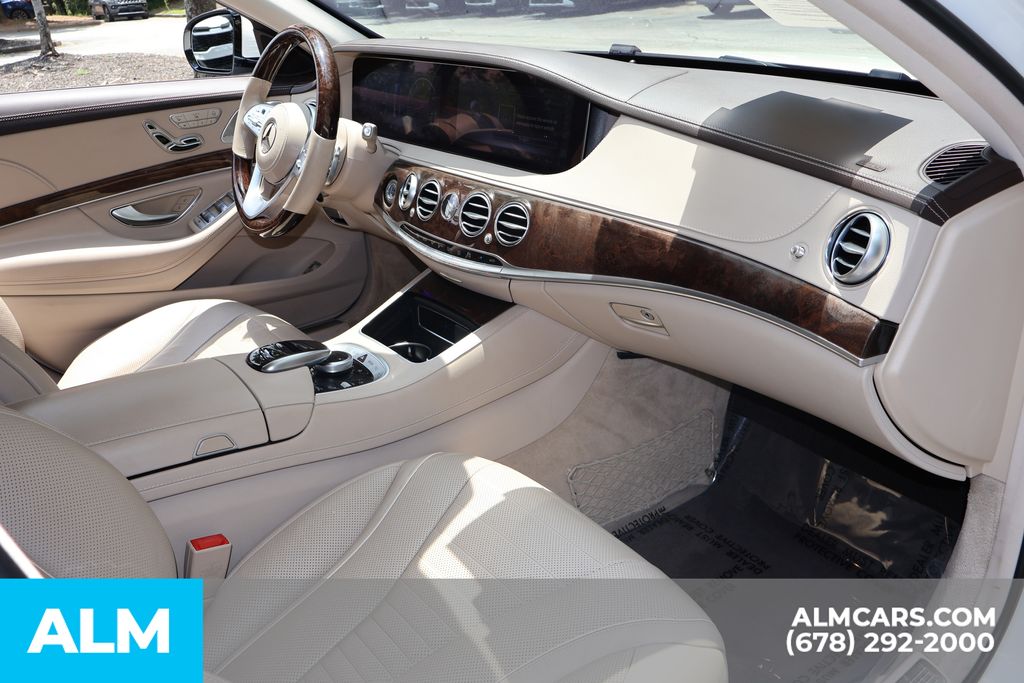 Used 2020 White Mercedes-Benz S 560 image 27