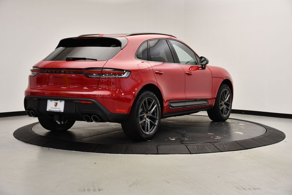 Thumbnail: 2025 Porsche Macan - 5